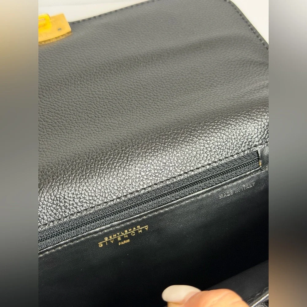 Vintage Givenchy Gentleman Black PebblLeather Pochette Clutch Wristlet Push Lock